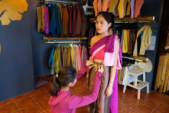 Woman in Thai traditional clothing