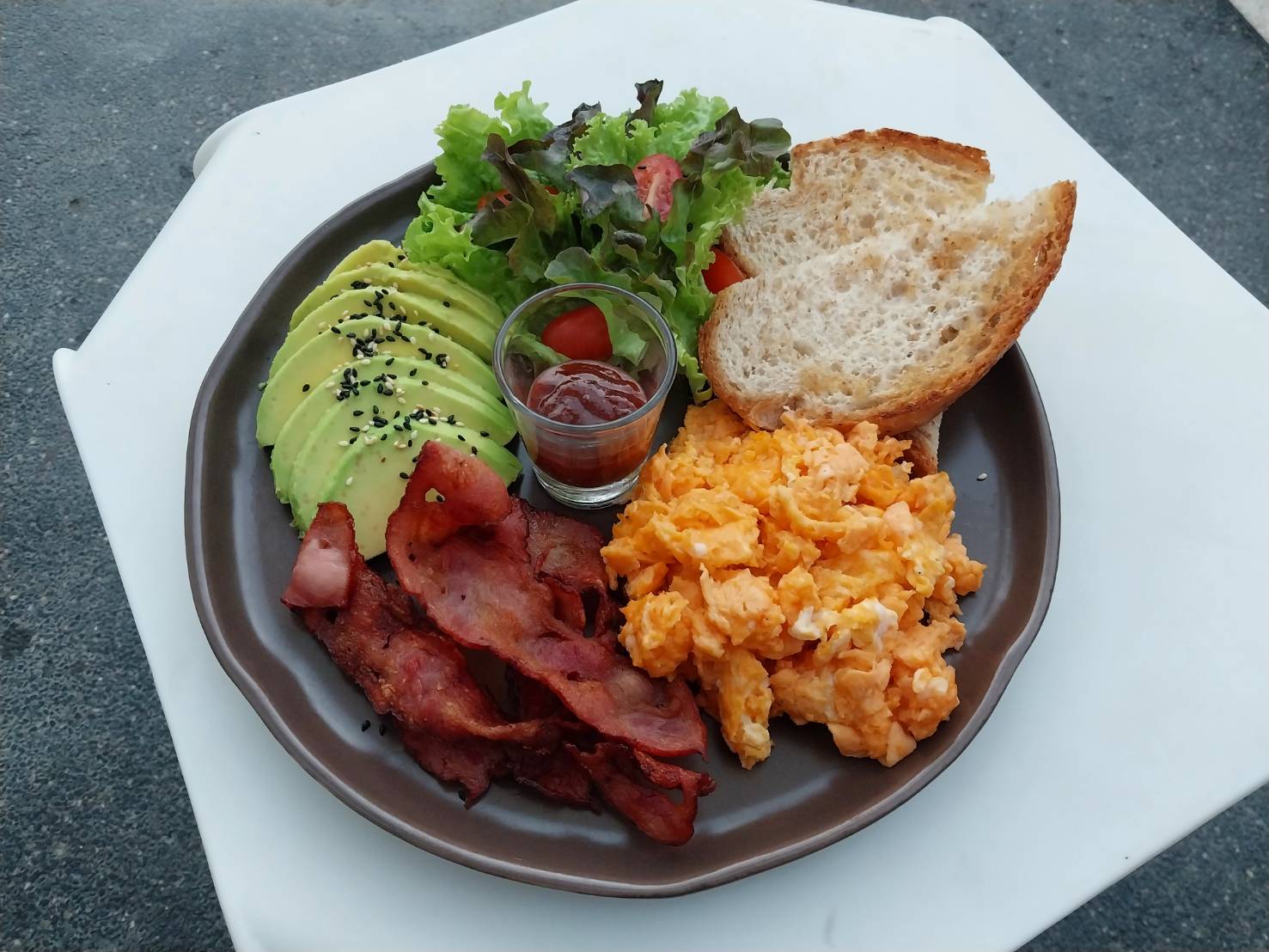 Avocado Bacon Breakfast